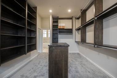 Modern Farmhouse on Secretariat Dr